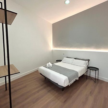 H21 Rooms มาดริด ภายนอก รูปภาพ